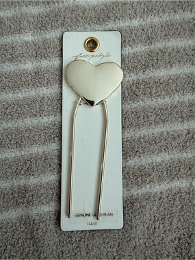 Brand New Free People Gold-Plated Heart hair pin accessory